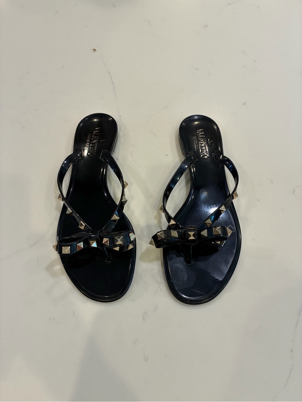 Valentino Black Jelly Bow Rockstud Flat Sandals - Picture 2 of 3